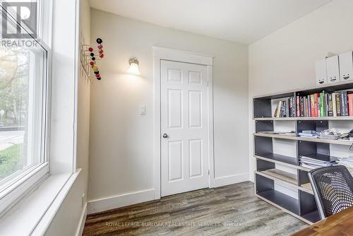 185 Simcoe Street E, Hamilton, ON - Indoor Photo Showing Other Room