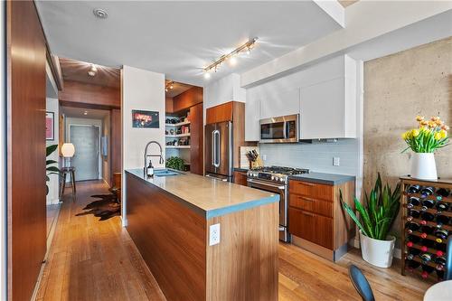25 Stafford Street|Unit #703, Toronto, ON - Indoor Photo Showing Kitchen With Stainless Steel Kitchen With Double Sink