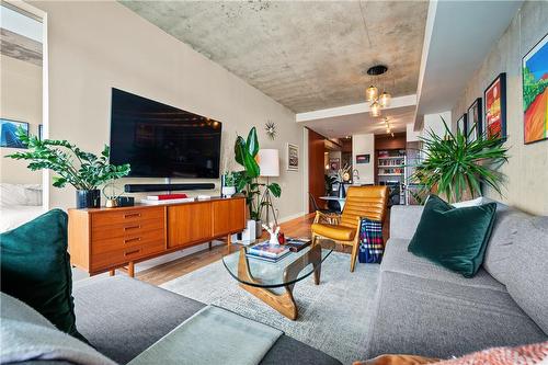 25 Stafford Street|Unit #703, Toronto, ON - Indoor Photo Showing Other Room