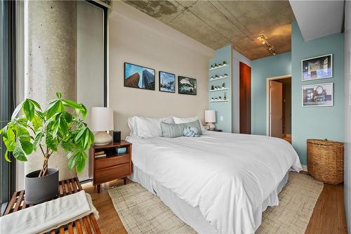 25 Stafford Street|Unit #703, Toronto, ON - Indoor Photo Showing Bedroom