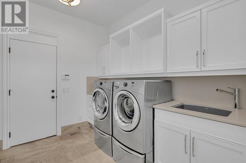 1805 Scott Crescent, West Kelowna, BC - Indoor Photo Showing Laundry Room