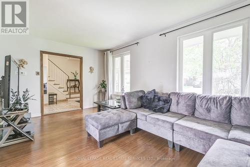 76 Lexington Avenue, Toronto, ON - Indoor Photo Showing Living Room