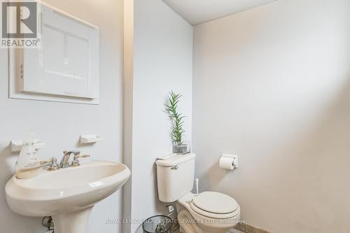 76 Lexington Avenue, Toronto, ON - Indoor Photo Showing Bathroom