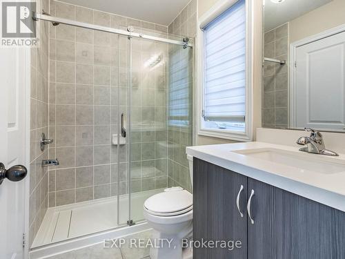18 Fulmer Road, Brampton, ON - Indoor Photo Showing Bathroom