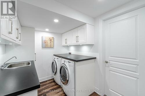 3312 Liptay Avenue, Oakville, ON - Indoor Photo Showing Laundry Room