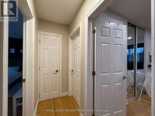 21 Swanhurst Boulevard, Mississauga, ON - Indoor Photo Showing Other Room
