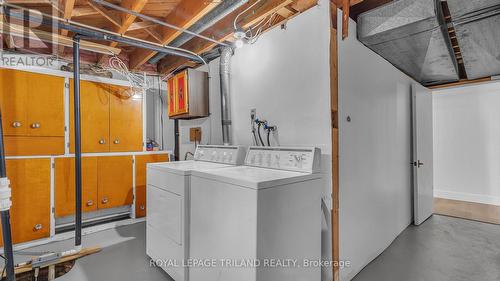 439 Belhaven Rd, London, ON - Indoor Photo Showing Laundry Room