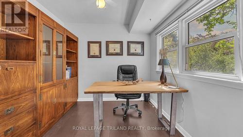 439 Belhaven Rd, London, ON - Indoor Photo Showing Office