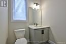 6429 Royal Magnolia Avenue, London, ON  - Indoor Photo Showing Bathroom 