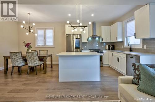 6429 Royal Magnolia Avenue, London, ON - Indoor Photo Showing Kitchen With Upgraded Kitchen