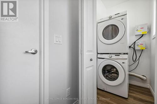2 - 325 Robert Street, Hamilton, ON - Indoor Photo Showing Laundry Room