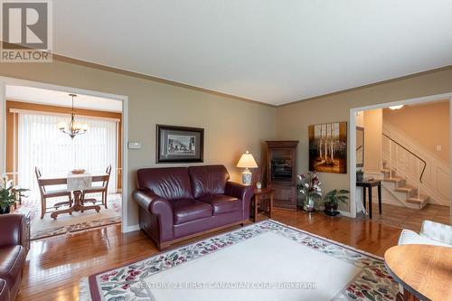 467 Belvedere Place, London, ON - Indoor Photo Showing Living Room