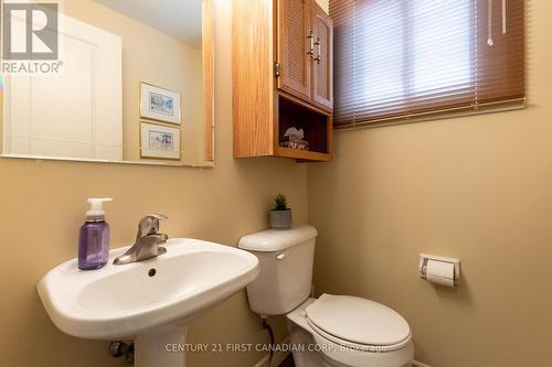 467 Belvedere Place, London, ON - Indoor Photo Showing Bathroom