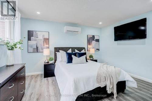 113 Milestone Crescent, Aurora, ON - Indoor Photo Showing Bedroom