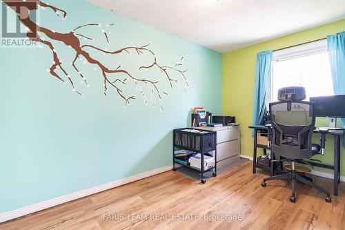 190 Tupper Street E, New Tecumseth, ON - Indoor Photo Showing Office