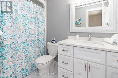 190 Tupper Street E, New Tecumseth, ON - Indoor Photo Showing Bathroom