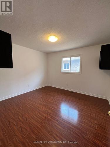 34 Ludford Drive, Richmond Hill, ON - Indoor Photo Showing Other Room