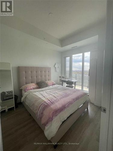 1201 - 9618 Yonge Street, Richmond Hill, ON - Indoor Photo Showing Bedroom