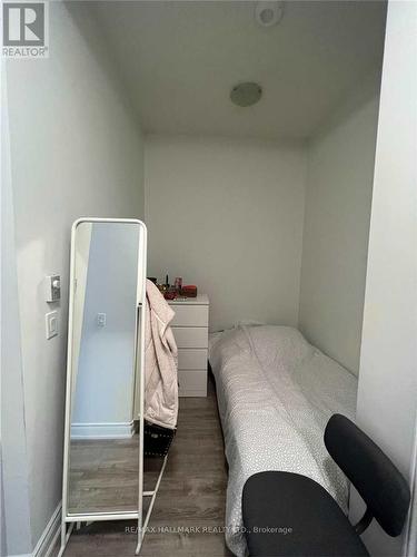 1201 - 9618 Yonge Street, Richmond Hill, ON - Indoor Photo Showing Bedroom