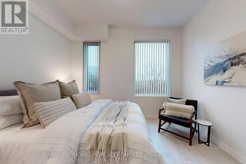 Th#31 - 1050 Portage Parkway, Vaughan, ON - Indoor Photo Showing Bedroom