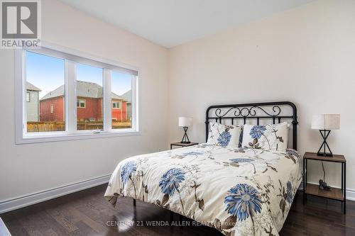 54 Hughes Street, Collingwood, ON - Indoor Photo Showing Bedroom