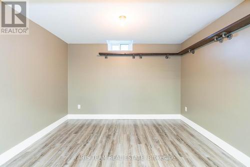 11 Cityview Circle, Barrie, ON - Indoor Photo Showing Other Room