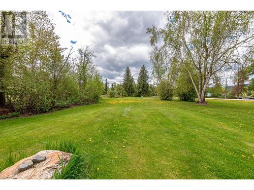 7025 97A Highway, Grindrod, BC - Outdoor