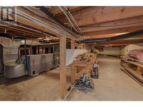 7025 97A Highway, Grindrod, BC - Indoor Photo Showing Basement