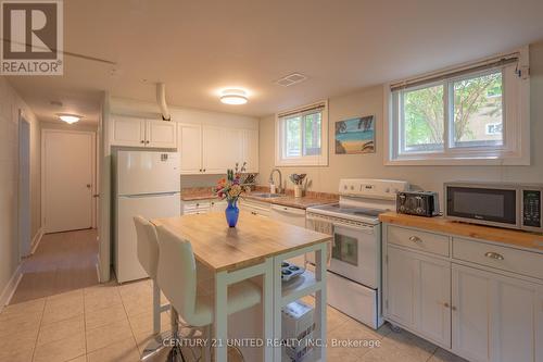 730 Chemong Road, Peterborough, ON - Indoor Photo Showing Kitchen