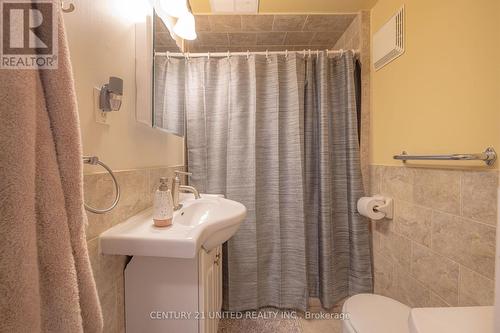 730 Chemong Road, Peterborough, ON - Indoor Photo Showing Bathroom