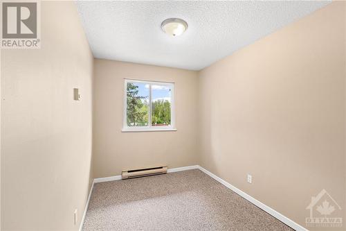 6 Pearl Street Unit#B, Smiths Falls, ON - Indoor Photo Showing Other Room