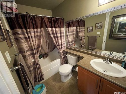127 4601 Child Avenue, Regina, SK - Indoor Photo Showing Bathroom