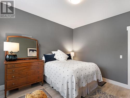 339 Hummingbird Avenue, Vernon, BC - Indoor Photo Showing Bedroom