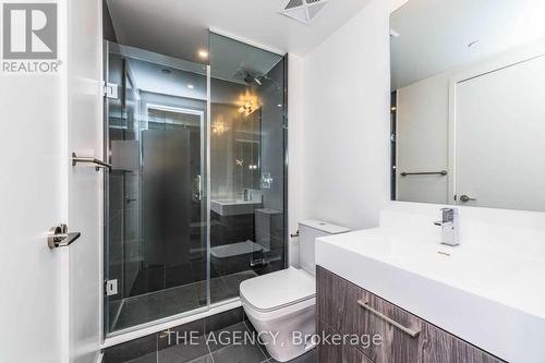 3412 - 1 Yorkville Avenue, Toronto, ON - Indoor Photo Showing Bathroom