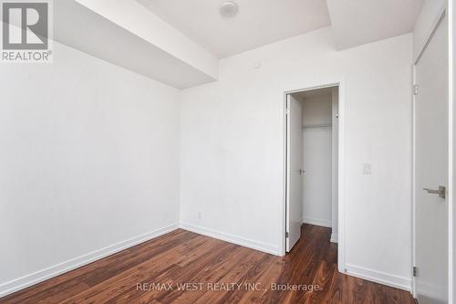 3207 - 89 Dunfield Avenue, Toronto, ON - Indoor Photo Showing Other Room