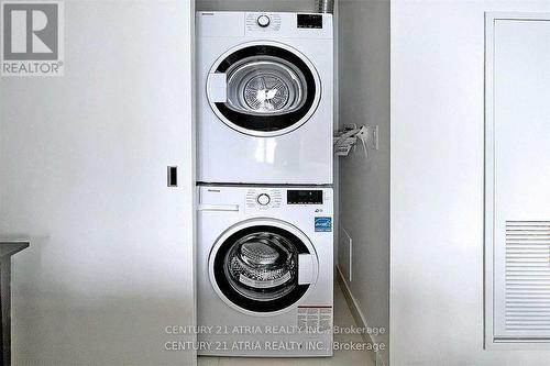 2909 - 20 Richardson Street, Toronto, ON - Indoor Photo Showing Laundry Room