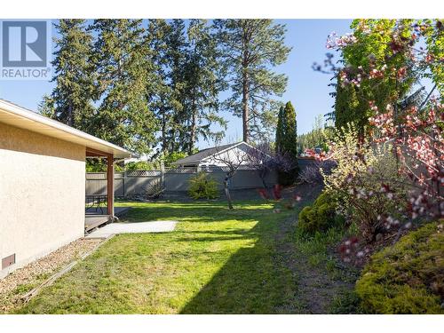 3556 Country Pines Drive, West Kelowna, BC - Outdoor