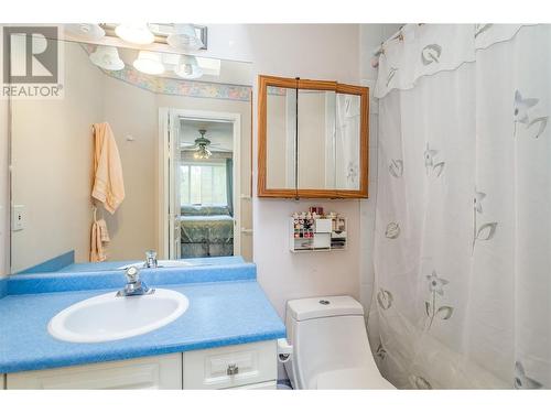 11290 Bond Road Unit# 15, Lake Country, BC - Indoor Photo Showing Bathroom
