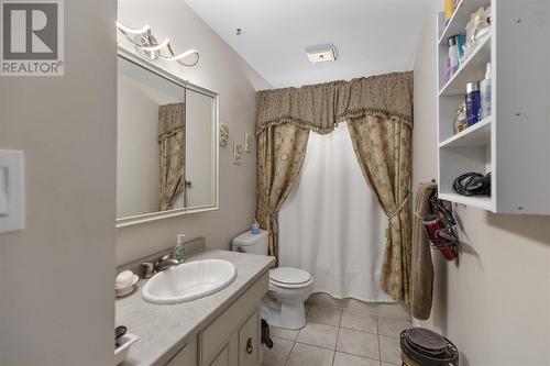 183 Country Club Pl, Sault Ste. Marie, ON - Indoor Photo Showing Bathroom