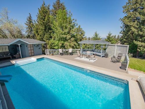 1405 39 B Avenue, Vernon, BC - Outdoor With In Ground Pool With Deck Patio Veranda With Backyard