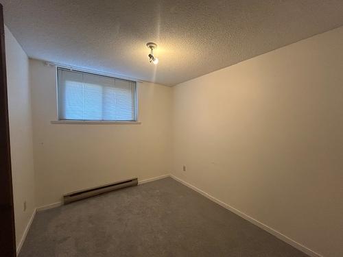 763 Chase Avenue, Penticton, BC - Indoor Photo Showing Other Room
