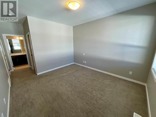 151 Beatty Ave Nw Avenue Nw Unit# 6, Salmon Arm, BC - Indoor Photo Showing Other Room