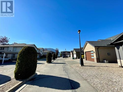 151 Beatty Ave Nw Avenue Nw Unit# 6, Salmon Arm, BC - Outdoor