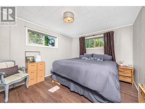 9705 Buchanan Road, Coldstream, BC - Indoor Photo Showing Bedroom