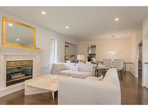 3311 Laburnum Drive, Trail, BC - Indoor Photo Showing Living Room With Fireplace