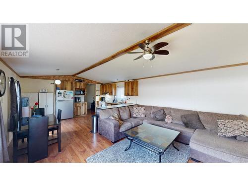 22 3387 Red Bluff Road, Quesnel, BC - Indoor