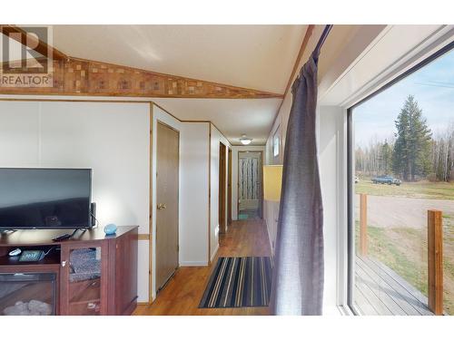 22 3387 Red Bluff Road, Quesnel, BC - Indoor Photo Showing Other Room