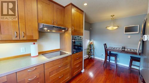 8135 99 Avenue, Fort St. John, BC - Indoor Photo Showing Kitchen