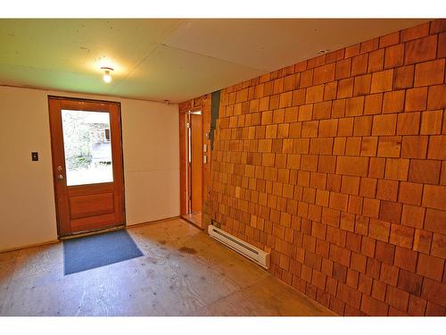 3844 Blewett Road, Nelson, BC - Indoor Photo Showing Other Room