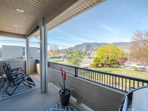 101-123 Green Avenue, Penticton, BC - Outdoor With View With Exterior